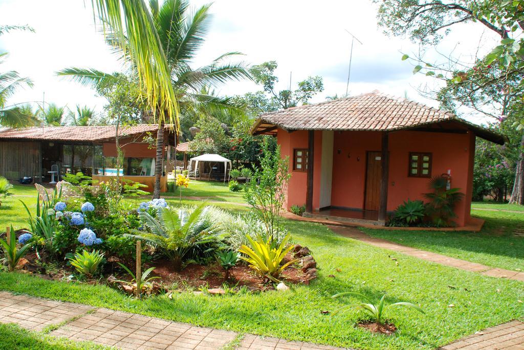 Pousada Recanto Do Cerrado Neropolis Exterior photo